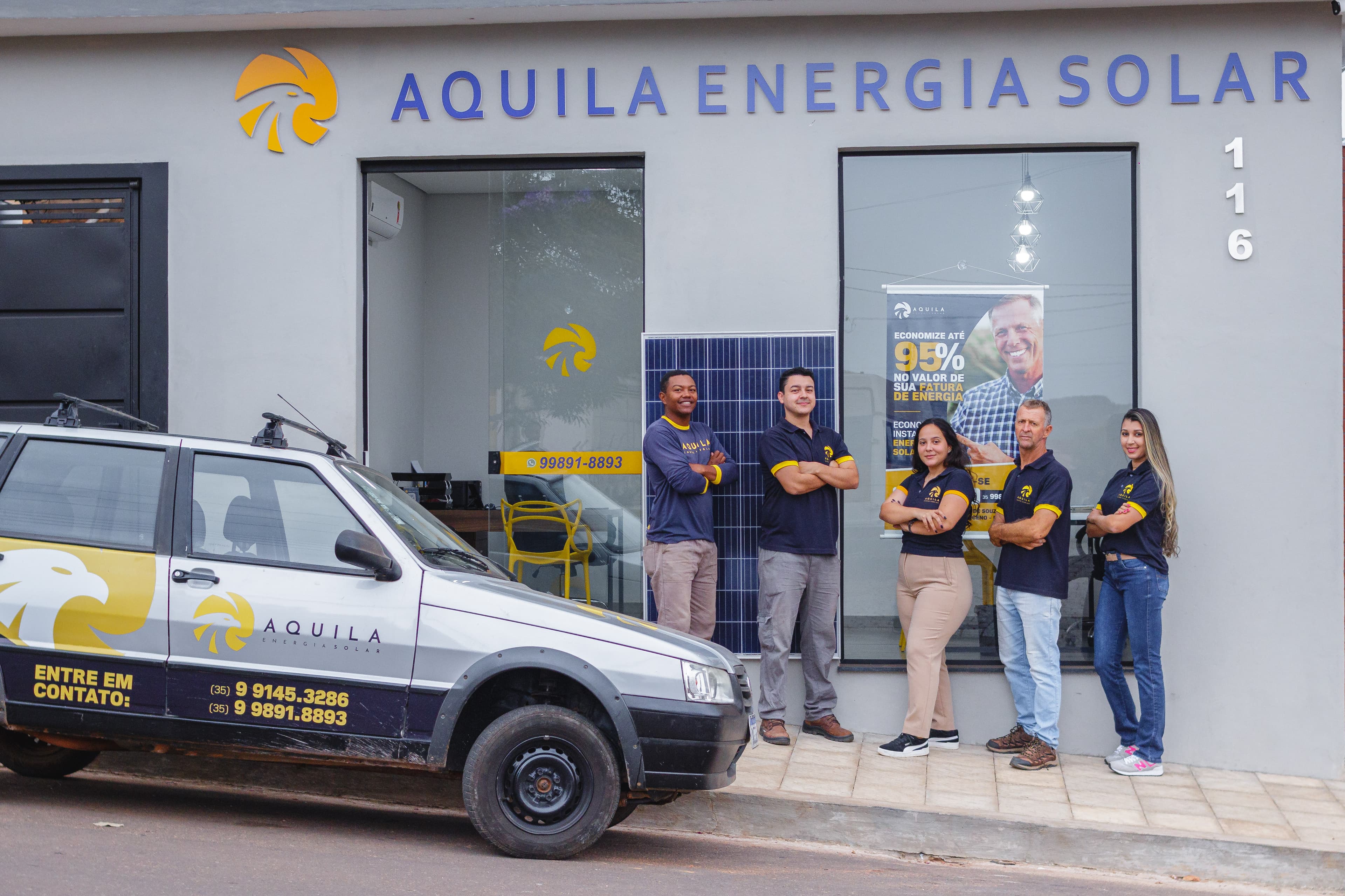 Instalação de energia solar fotovoltaica Aquila Energia